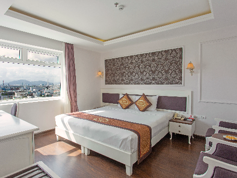 Superior City View Room